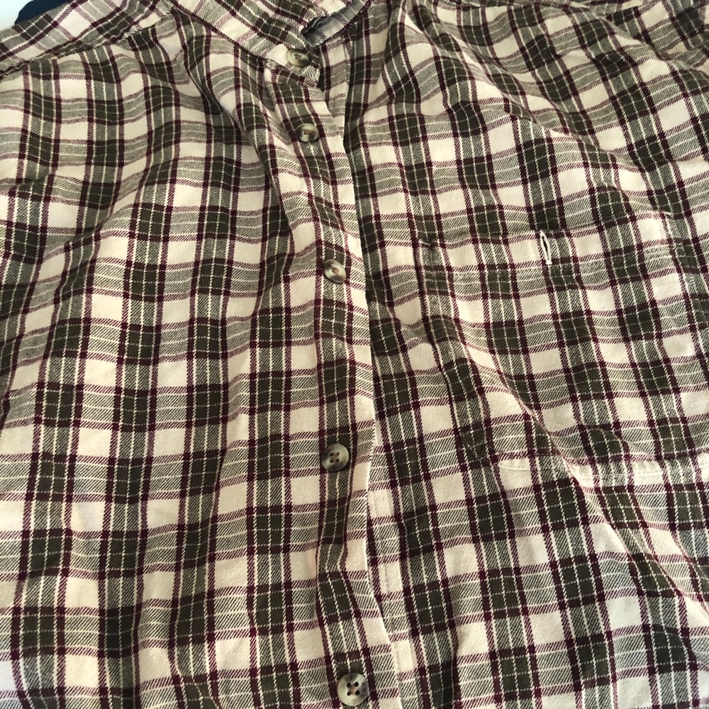 Large Men’s Timberland shirt.